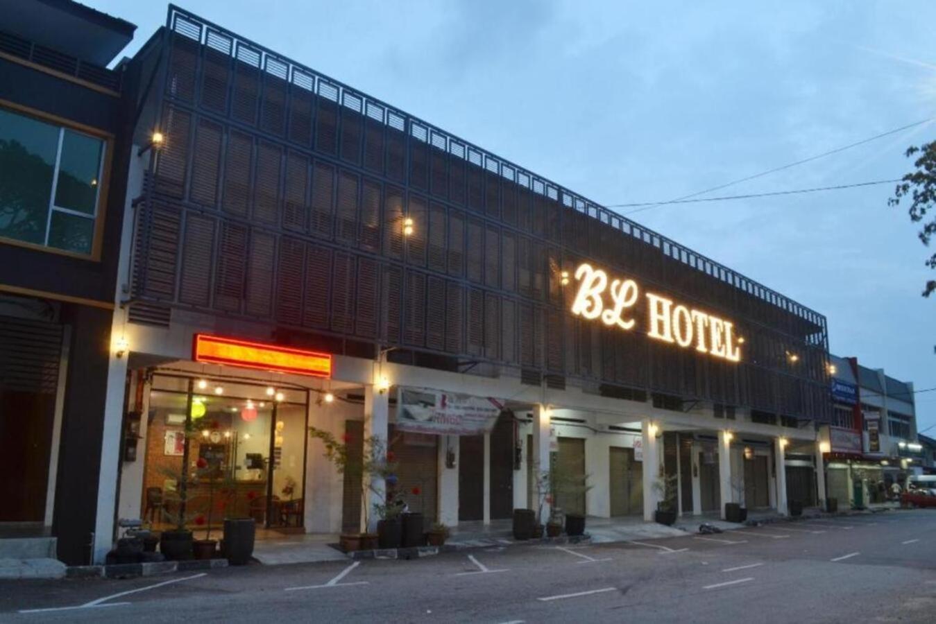 Jq Bl Hotel, Іпох Екстер'єр фото